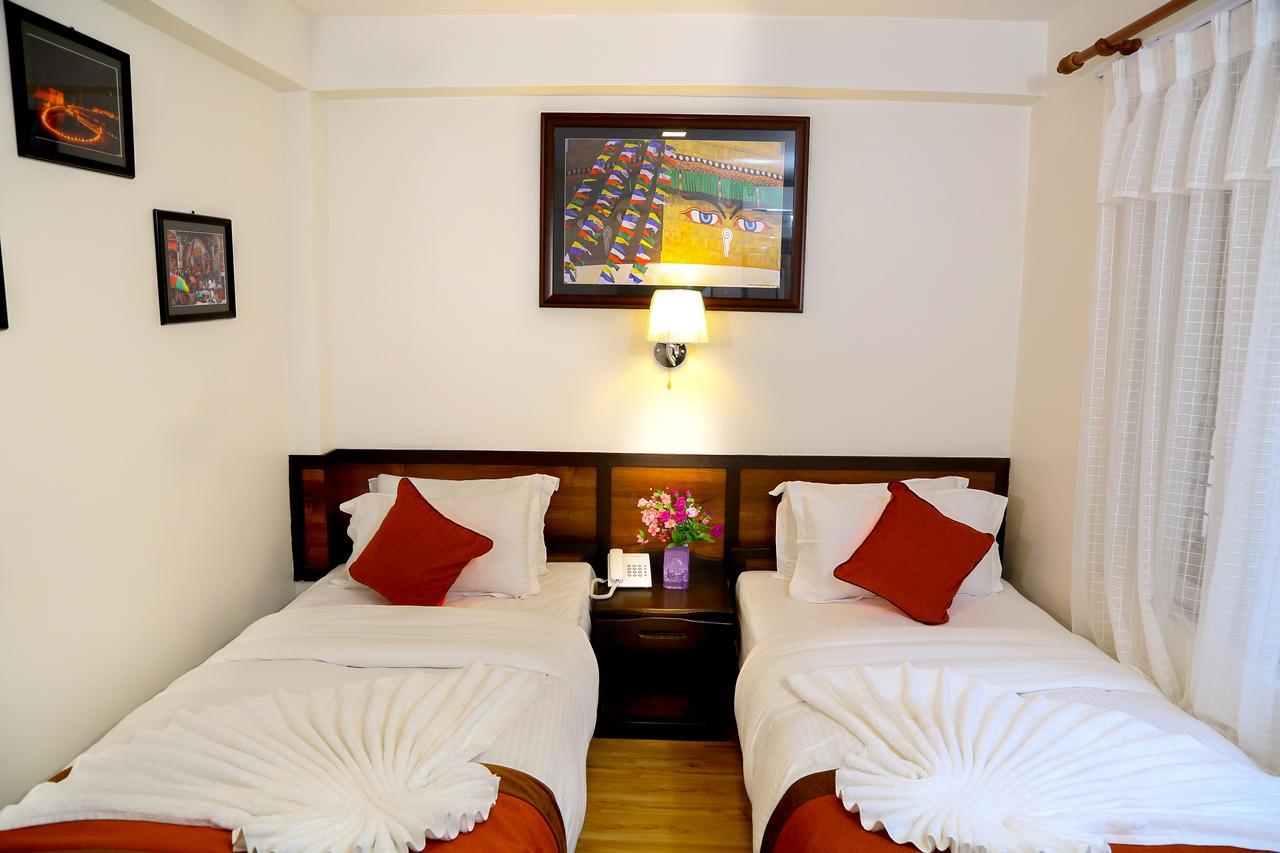 Hotel Himalayan Oasis Катманду Екстериор снимка