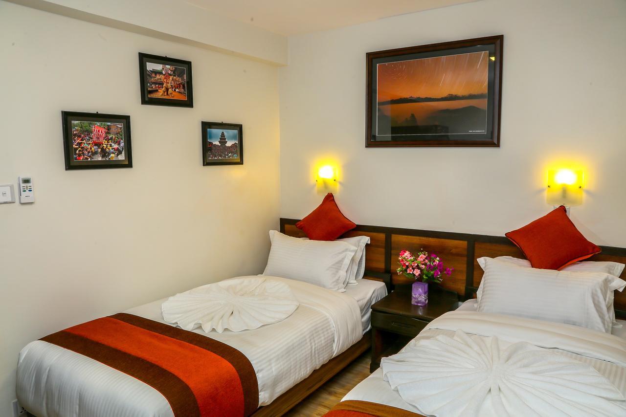 Hotel Himalayan Oasis Катманду Екстериор снимка