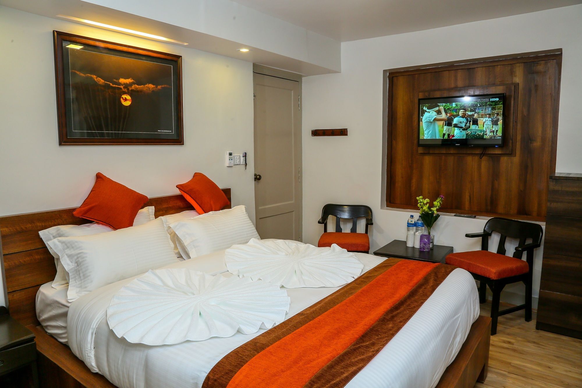 Hotel Himalayan Oasis Катманду Екстериор снимка