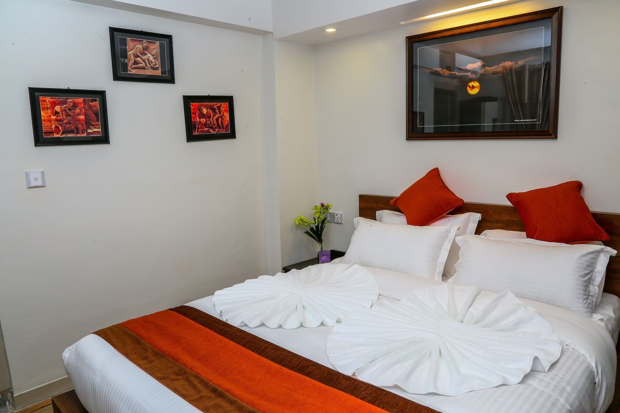 Hotel Himalayan Oasis Катманду Екстериор снимка